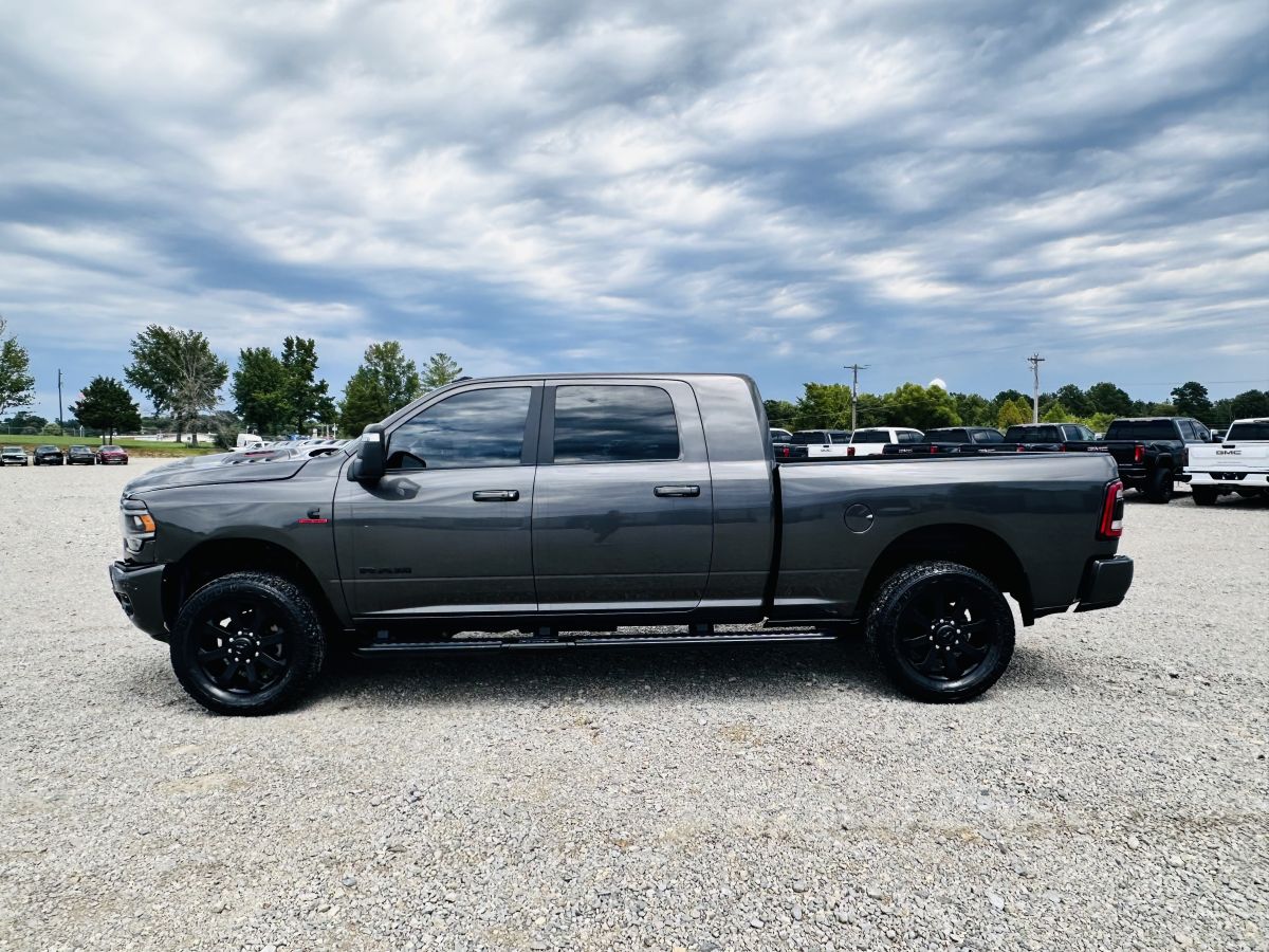 2023 RAM Ram 3500 Pickup Laramie - Photo 4