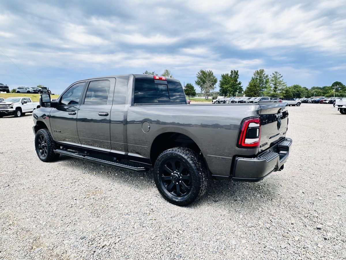 2023 RAM Ram 3500 Pickup Laramie - Photo 5