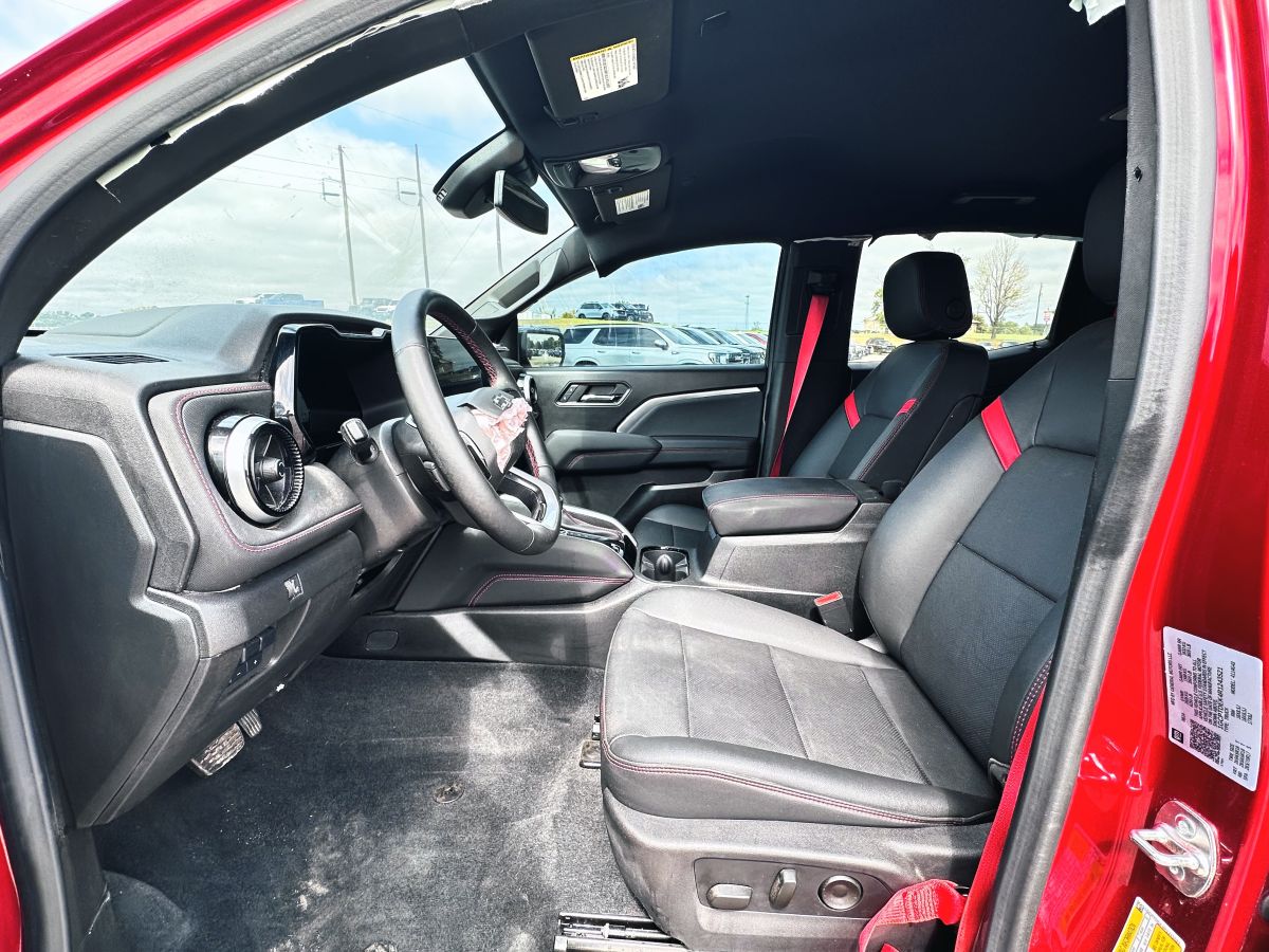 2024 Chevrolet Colorado Z71 - Photo 16