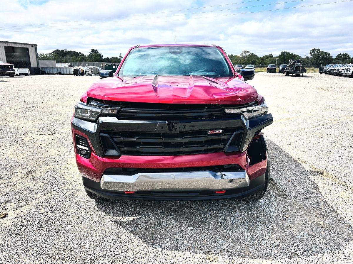 2024 Chevrolet Colorado Z71 - Photo 7