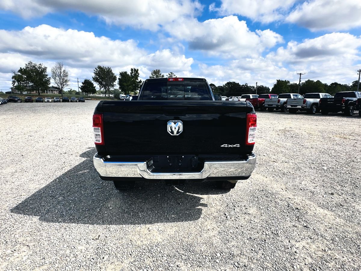 2022 RAM Ram 2500 Pickup Tradesman - Photo 12