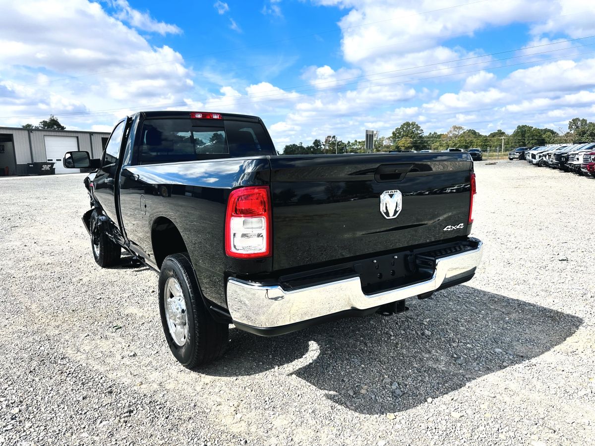2022 RAM Ram 2500 Pickup Tradesman - Photo 11